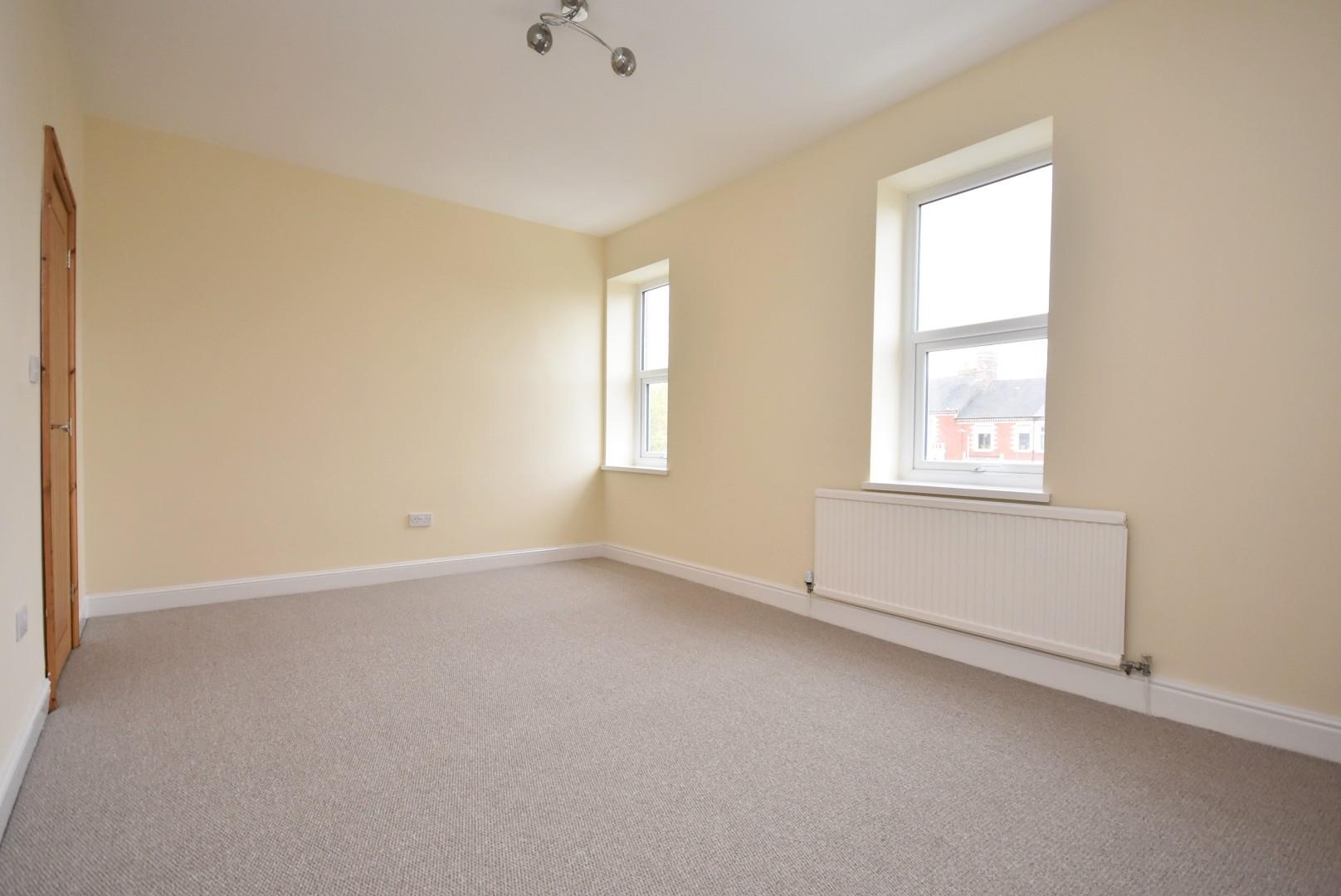 6 Railway Terrace, Penarth, CF64 2TT